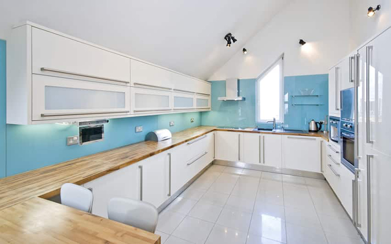 Lựa chọn màu sắc cho không gian bếp