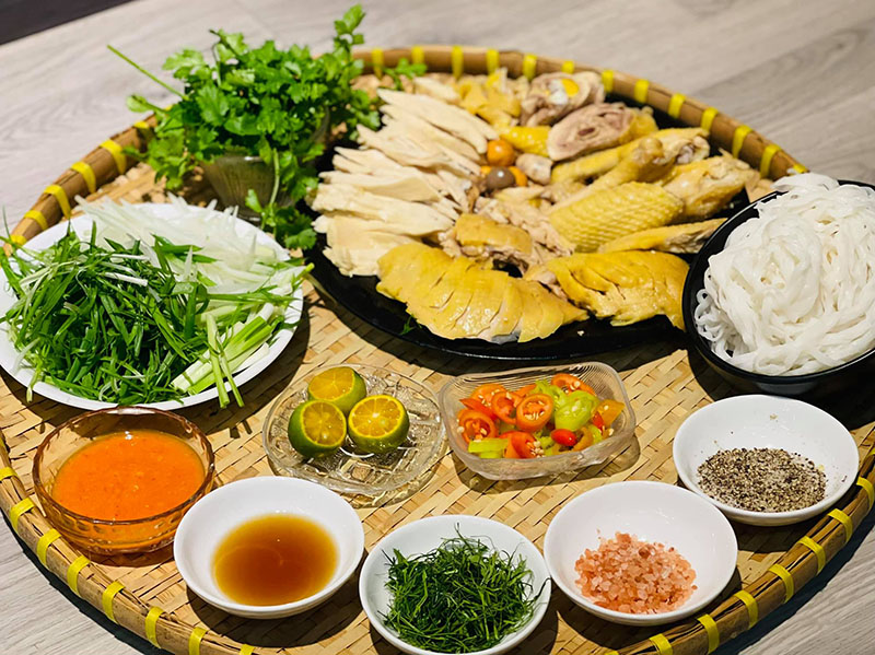 Chuẩn bị bữa ăn theo sở thích của các thành viên